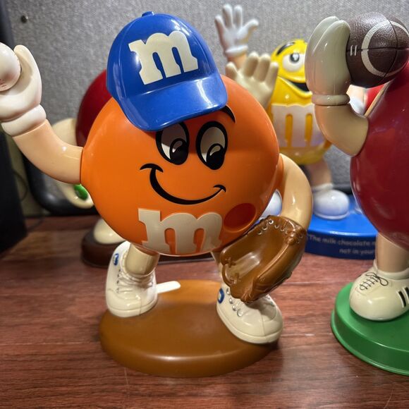 Lot Of 5 Vintage 90’s M&M Candy Dispensers-Baseball, Football, Basketball, Etc. - Picture 2 of 11
